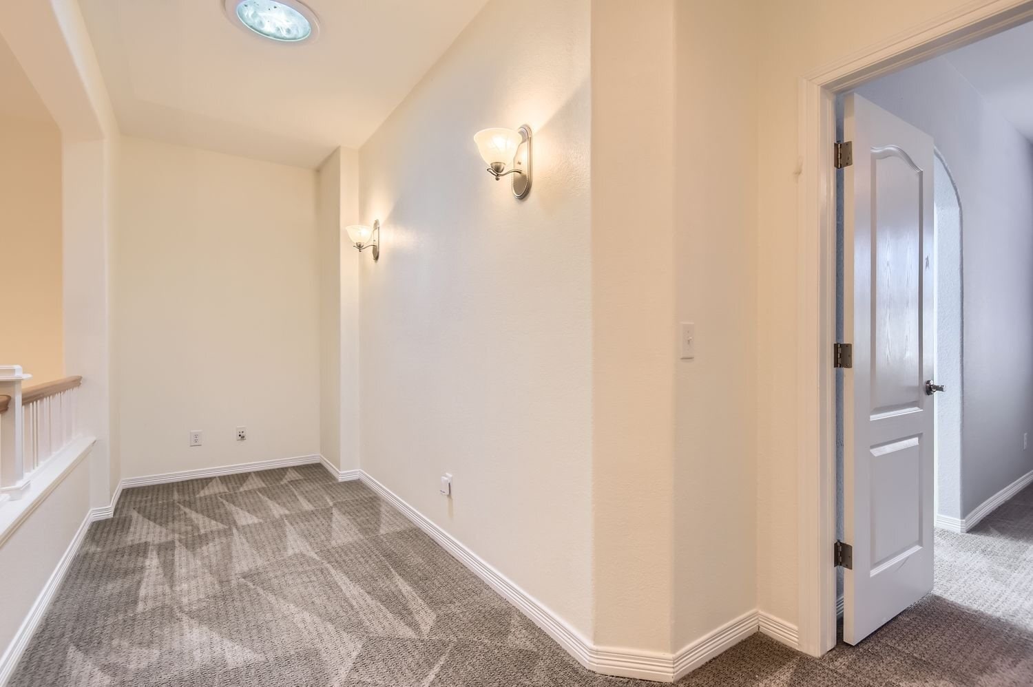 Building Photo - 11883 E Fair Ave