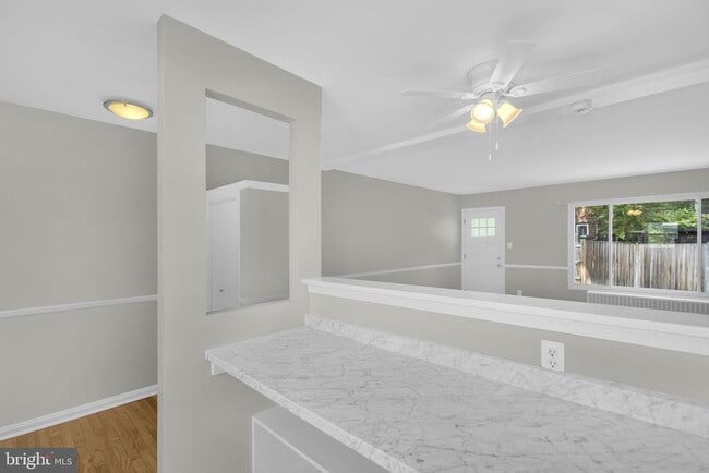 Building Photo - 46 Ancell St