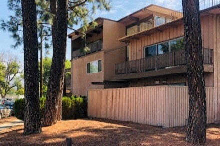 Building Photo - 3650 W Clark Ave