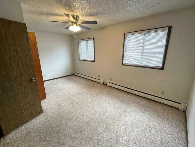 Building Photo - 321 Stanton Ave