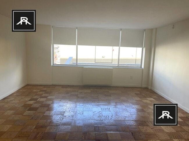 Building Photo - 3 bedroom in Brookline MA 02446