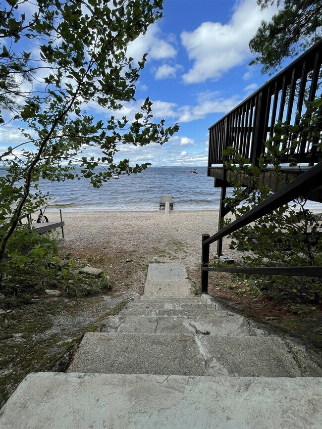 Building Photo - 114 Sandy Cove Rd
