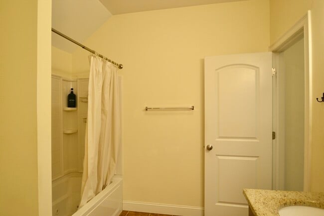 Building Photo - 8 Cheyenne Valley