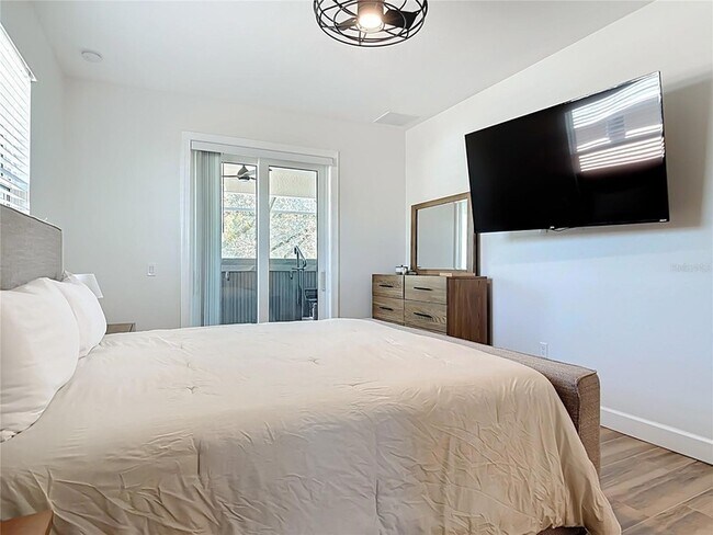 Building Photo - 26 Medalist Way