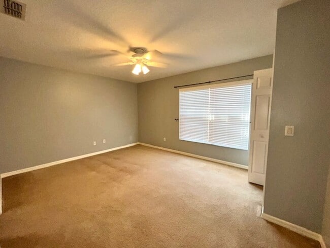 Building Photo - AVAILABLE NOW! Charming 2 Beds 2.5 Bath Townhome! 2 MASTER SUITES! Attached one car garage!! Extr...