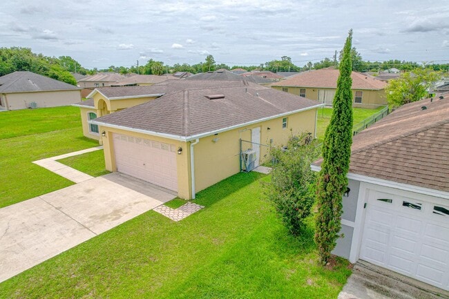 Building Photo - 509 Cardinal Dr