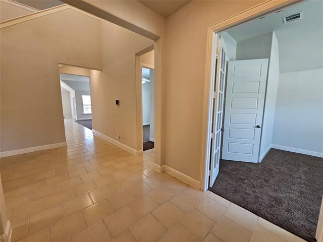 Building Photo - 210 Lariat Trail