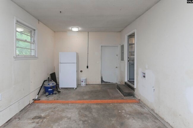 Building Photo - 237 Vincenne Rd
