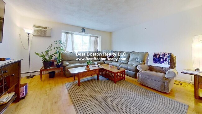 Building Photo - 84 Grant St