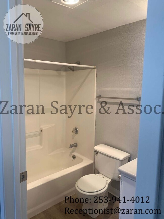 Building Photo - 044- Beautiful 2bd 2 bath Condo with View!!