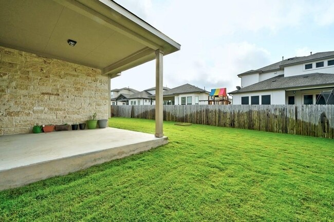 Building Photo - 6725 Denia Dr