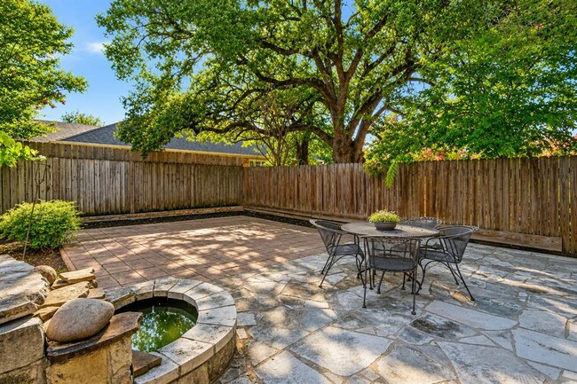 Building Photo - 12416 Deer Falls Dr