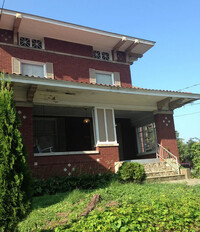 Building Photo - 1549 Virginia St E