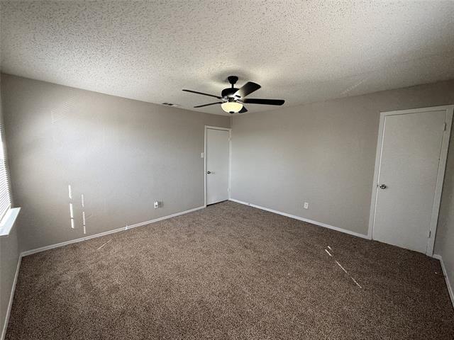 Building Photo - 3907 Emerald Dr