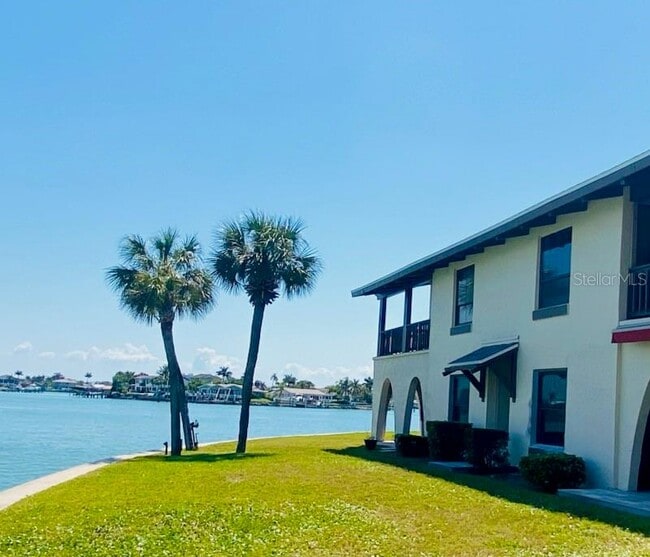 Building Photo - 542 Plaza Seville Ct
