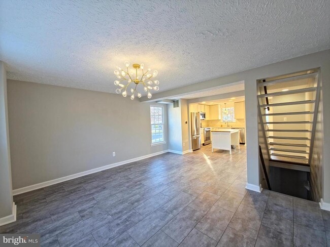 Building Photo - 1640 Fieldthorn Dr