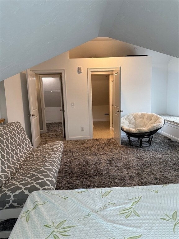 Building Photo - 176 Main St