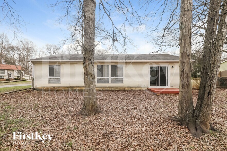 Building Photo - 1801 Rice Planters Rd