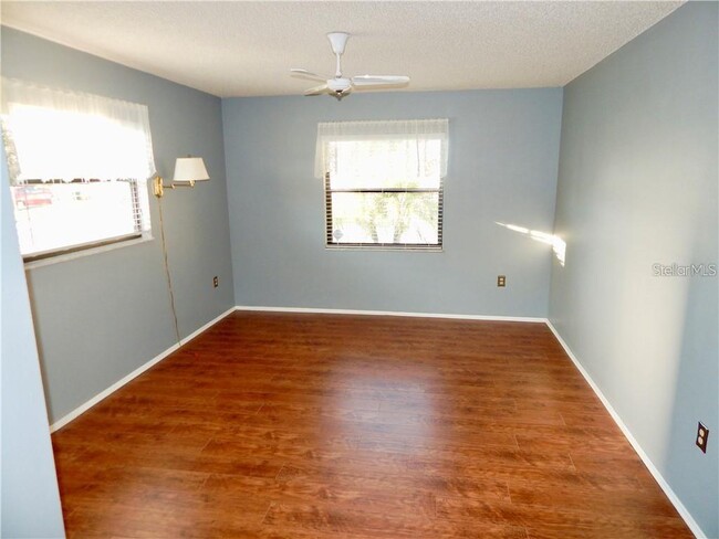 Building Photo - 8220 Westfield Dr