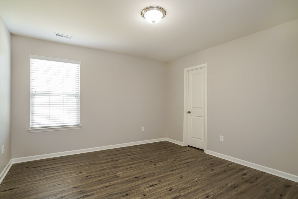 Building Photo - 117 Preakness Farm Dr