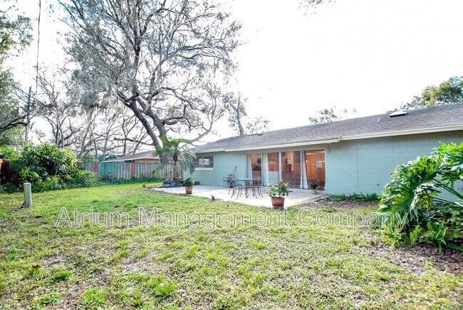 Building Photo - 1318 Kewannee Trail