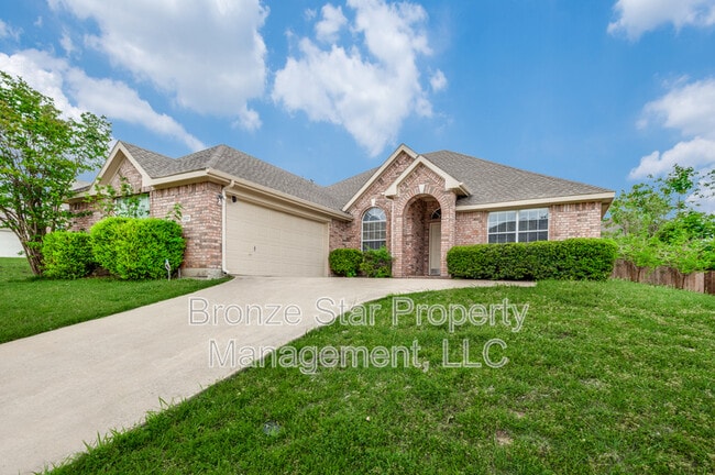 Primary Photo - 2827 Rosewood Blvd