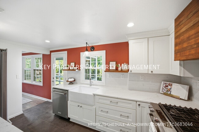 Building Photo - 4300 W 71st Terrace