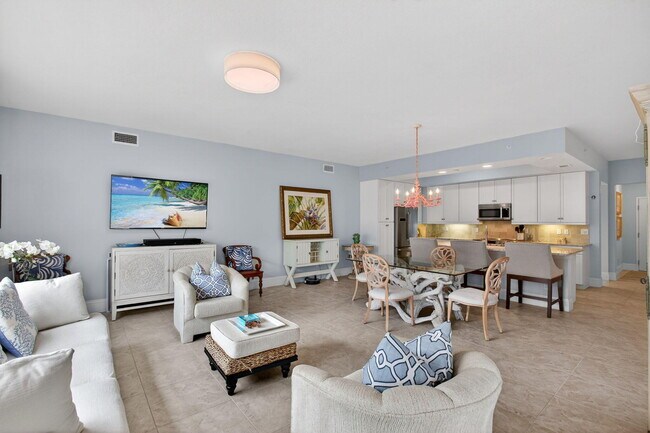 Building Photo - 834 Bay Colony Dr S