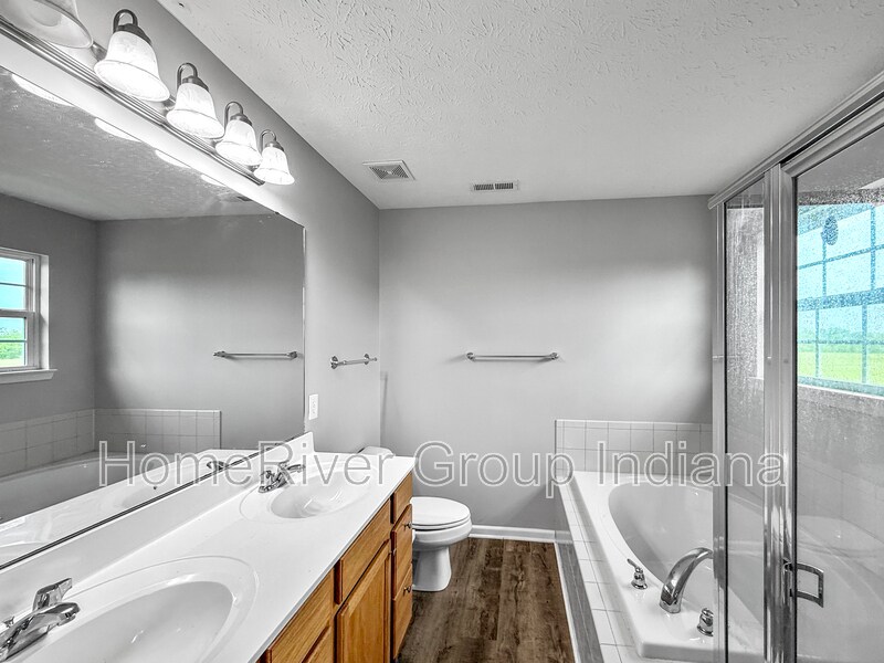 Building Photo - 8136 Wheatfield Dr