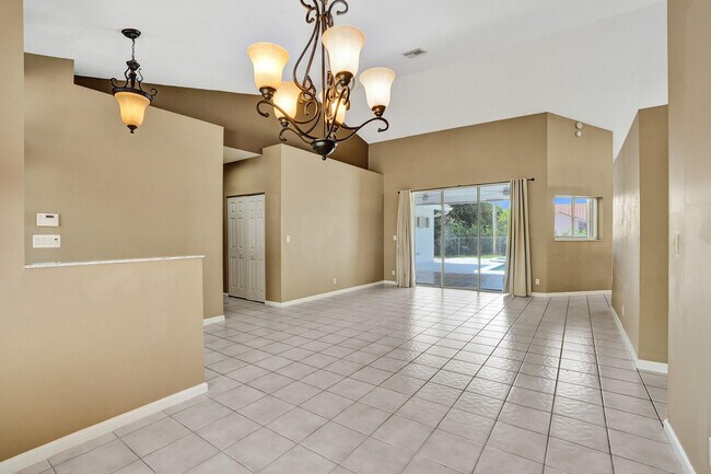 Building Photo - 10304 NW 50th Ct