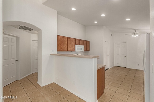 Building Photo - 17573 W Dalea Dr