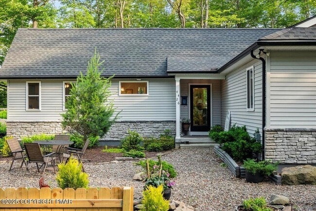 Building Photo - 4426 Skyline Dr