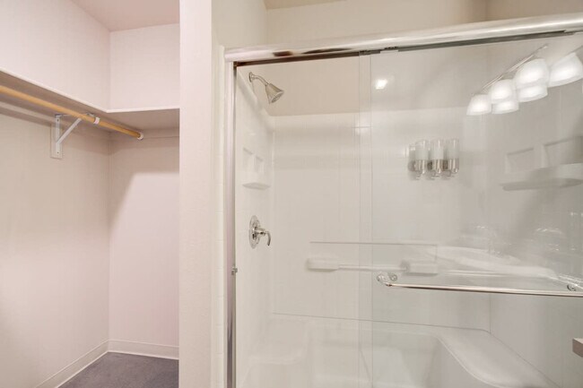 Building Photo - 2210 Remington Way