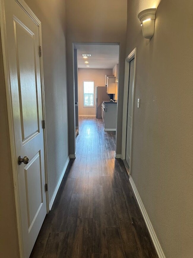 Building Photo - Welcome Home!