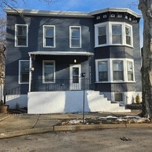 Building Photo - 314 N Park St
