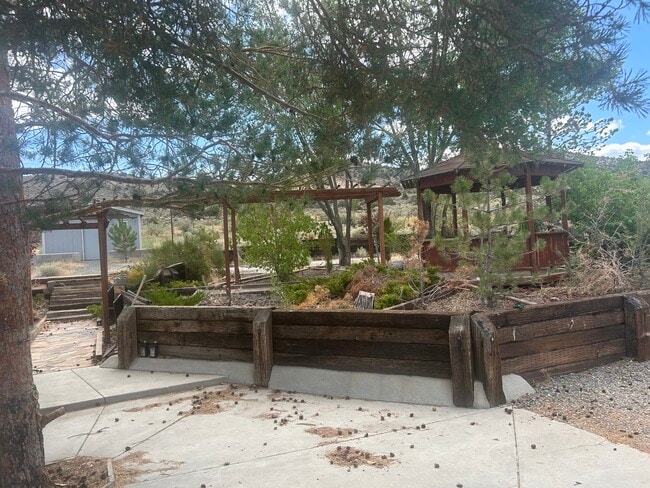 Building Photo - 6230 Pursia Rd