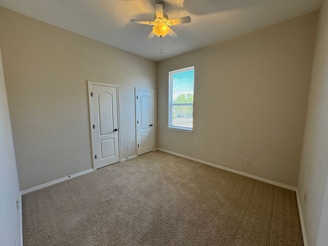 Building Photo - 1712 Iron Jacket Trail