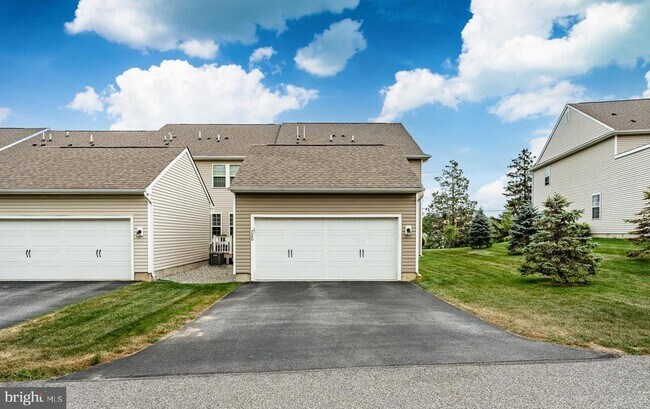 Building Photo - 720 Sun Valley Ct