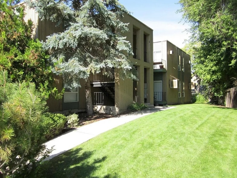 Building Photo - 172 W Clinton Ave