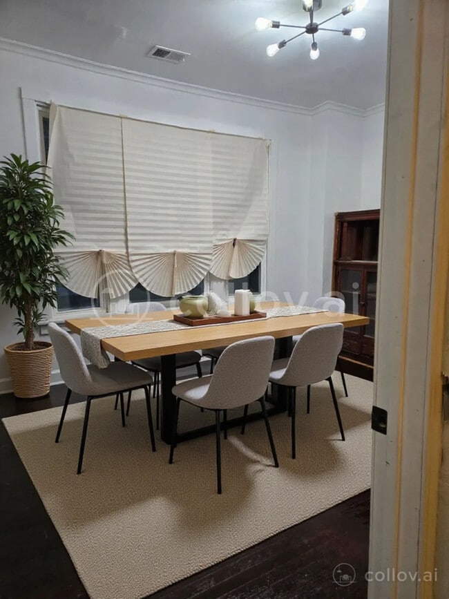 Building Photo - 6229 S Bishop St