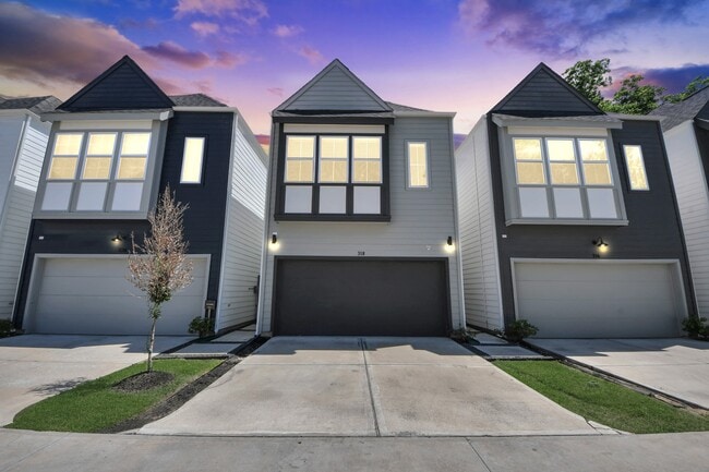 Building Photo - 318 Neyland St