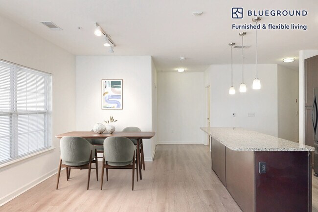 Building Photo - 80 North Centre Ave-SI FL3-ID3835A