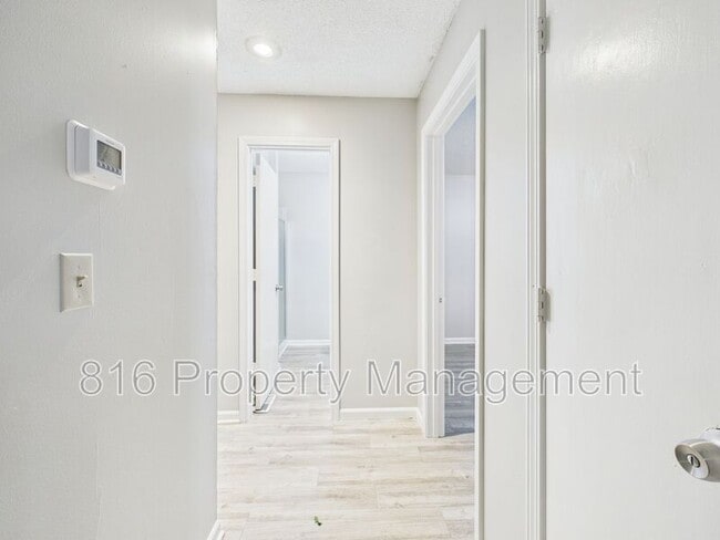 Building Photo - 7939 NW 79th Pl