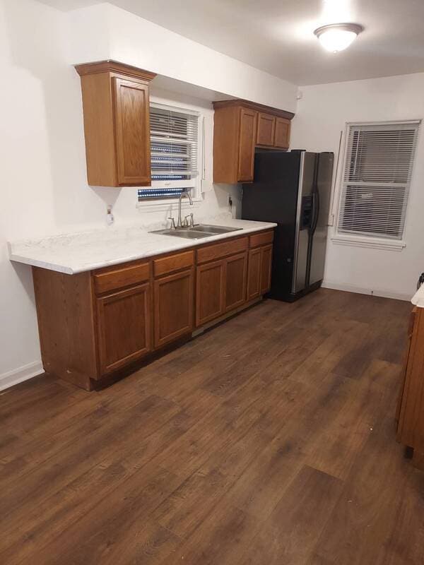 Building Photo - 714 W 49th Ave