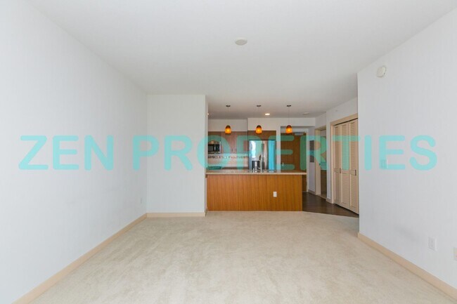 Building Photo - 1 bdrm/1 bath with 1 parking at Keauhou Pl...