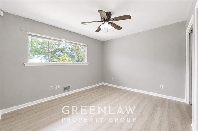 Building Photo - 3605 Flat Shoals Rd