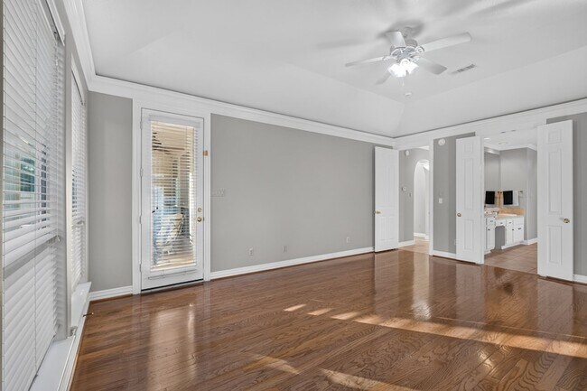 Building Photo - 13511 Indigo Lake