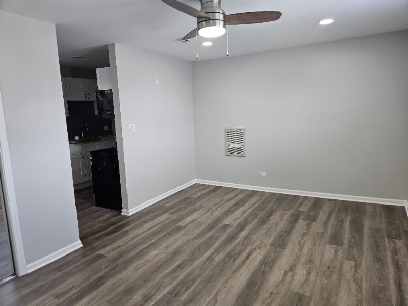 Building Photo - 135 E 103rd St