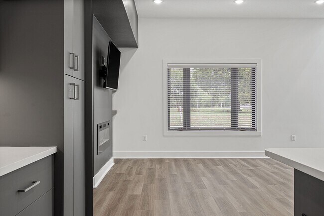 Building Photo - Edge Luxury Townhomes