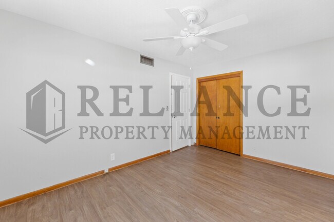 Building Photo - 8300 W 9th St N